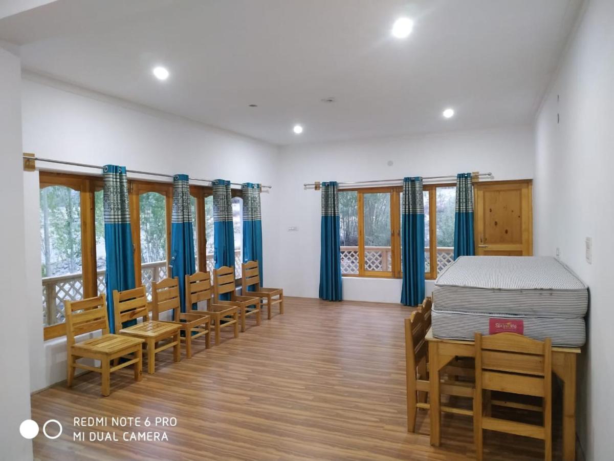 Otsal Guest House Nubra Deskit Exteriör bild